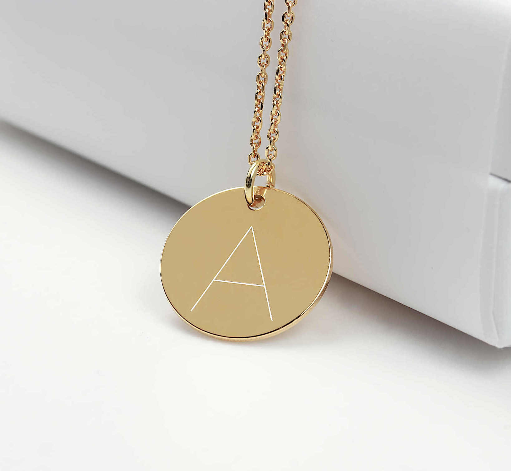 Buchstabenkette Wunschinitialien - personalisierter Schmuck