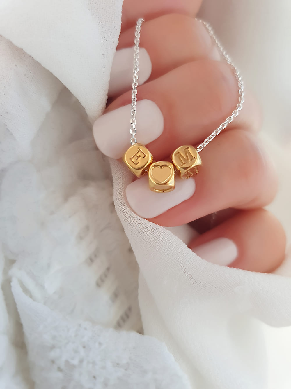 Würfelchen bicolor Kette Buchstaben Herz 925er