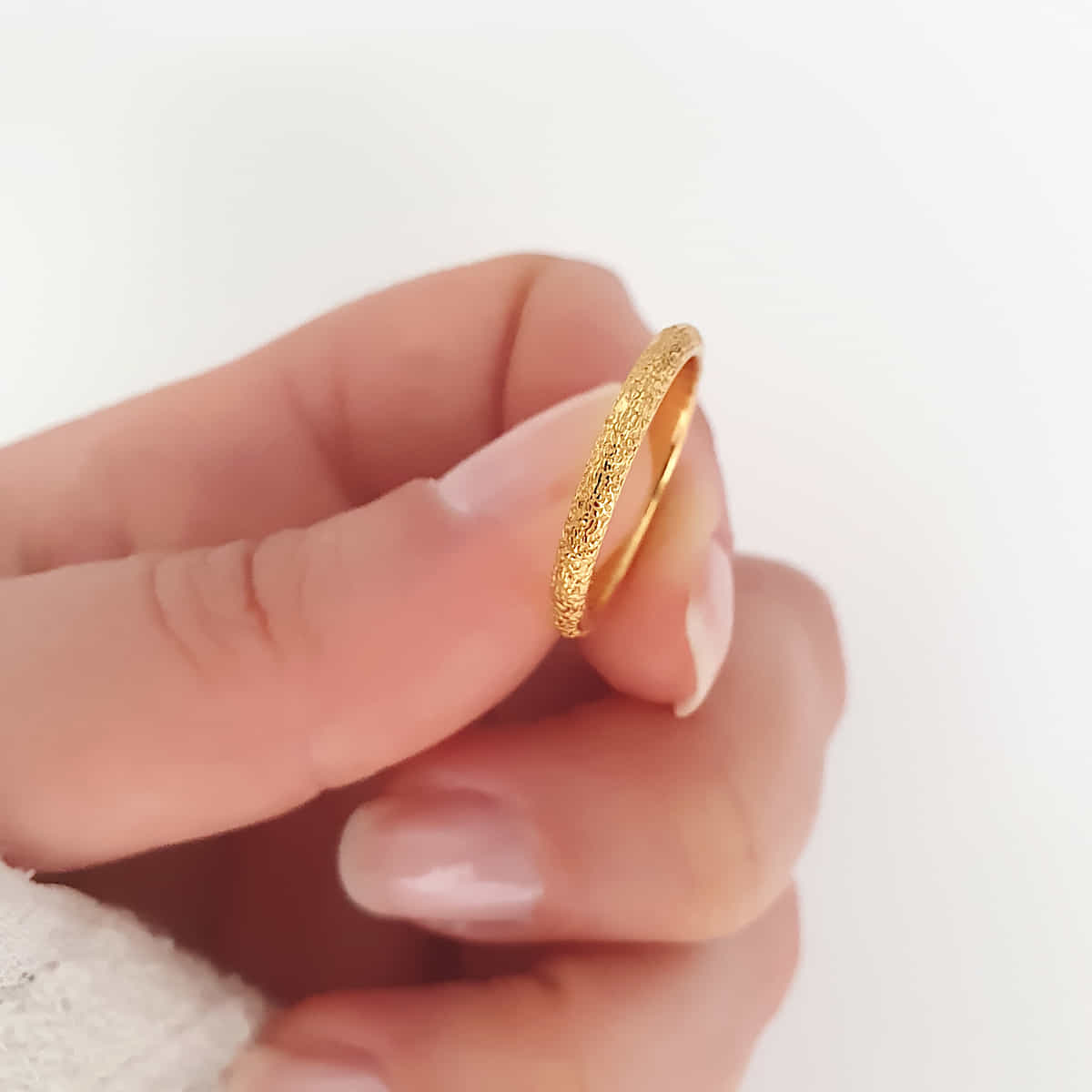 Stapelring unregelmäßige Struktur- 925 Silber vergoldet